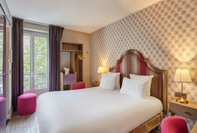 Hotel La Parizienne - Curieuse