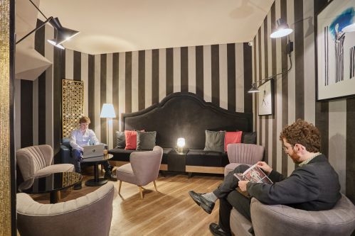 Salon